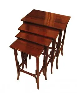 Stolići na izvlačenje