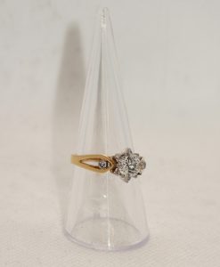 Prsten od zlata s briljantom